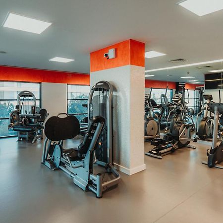 فندق ريال مارينا هوتل آند سبا Olhão المظهر الخارجي الصورة The gym at the University of Roehampton