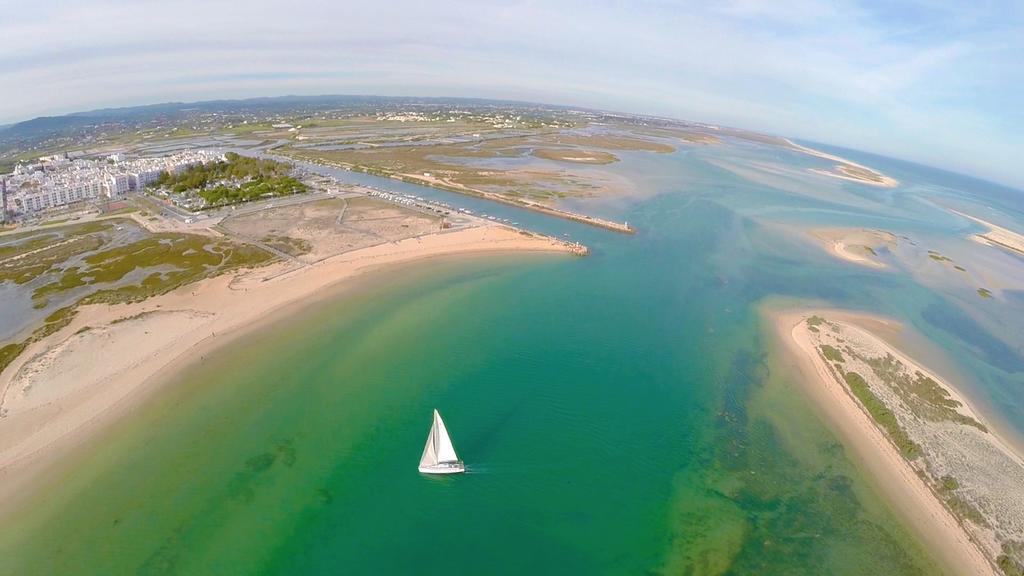 فندق ريال مارينا هوتل آند سبا Olhão المظهر الخارجي الصورة Aerial view of the bay