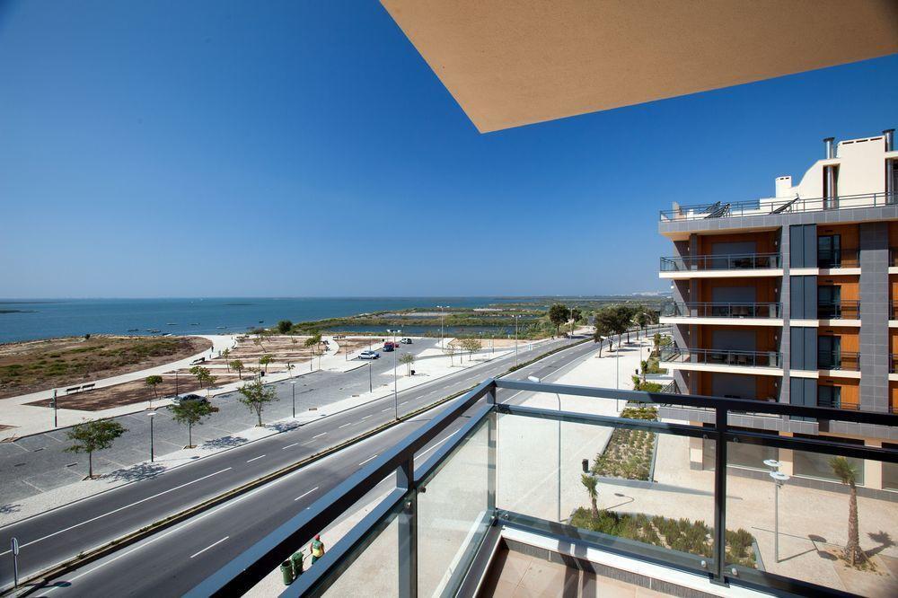 فندق ريال مارينا هوتل آند سبا Olhão المظهر الخارجي الصورة View of the sea from the apartment